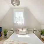 Madarasz 5 Deluxe Vendeghaz Villa Balatonalmadi