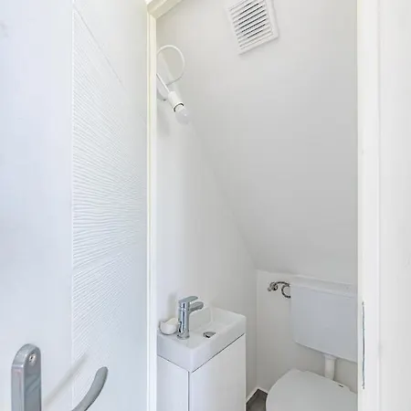 Madarasz 5 Deluxe Vendeghaz