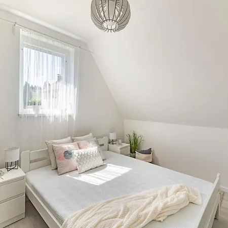 Вилла Madarasz 5 Deluxe Vendeghaz Балатональмади