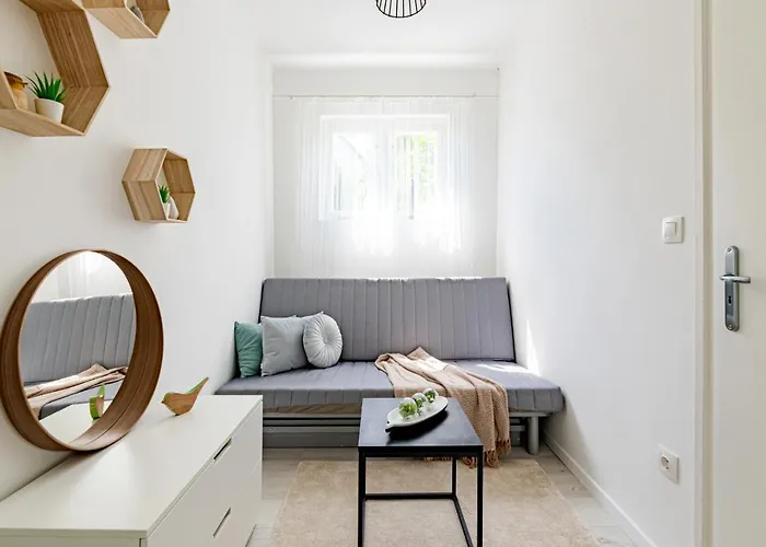 Madarasz 5 Deluxe Vendeghaz * Balatonalmádi