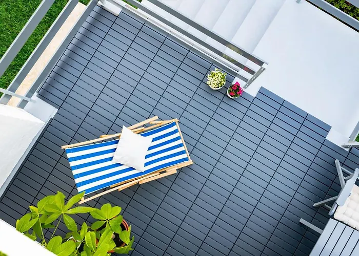 Madarasz 5 Deluxe Vendeghaz Villa Balatonalmadi